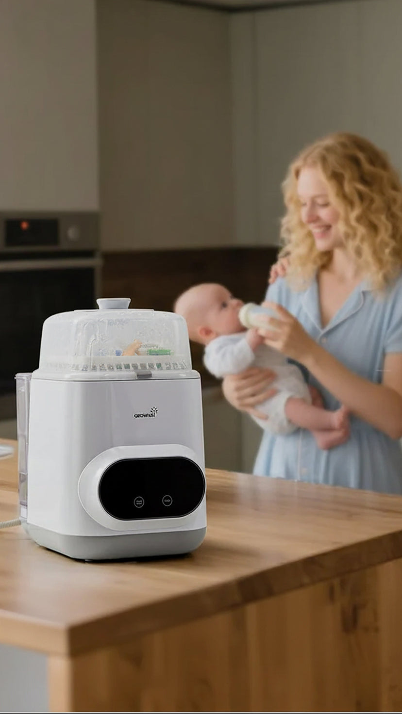Hands-Free Drying System
Bottle Cleaning Made Easy