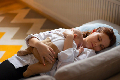 infant sleep on mother's chest